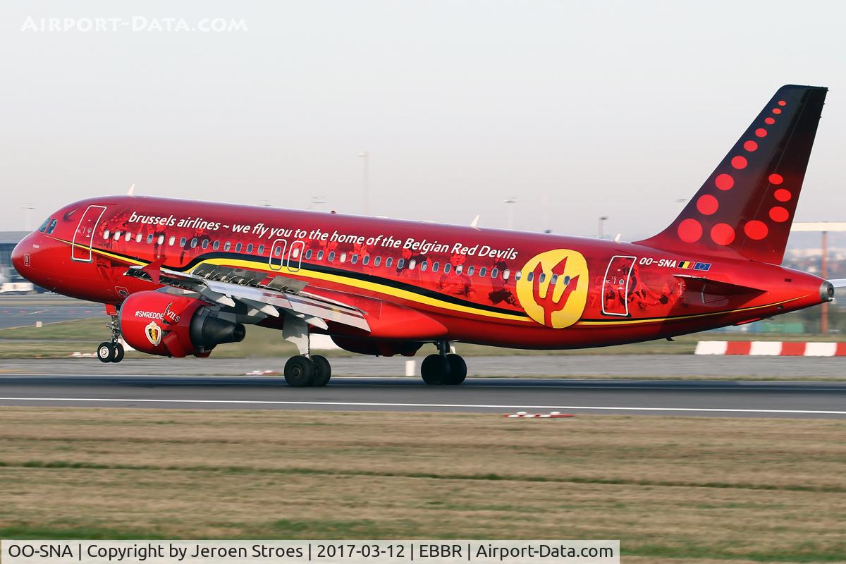 OO-SNA, 2001 Airbus A320-214 C/N 1441, Ebbr