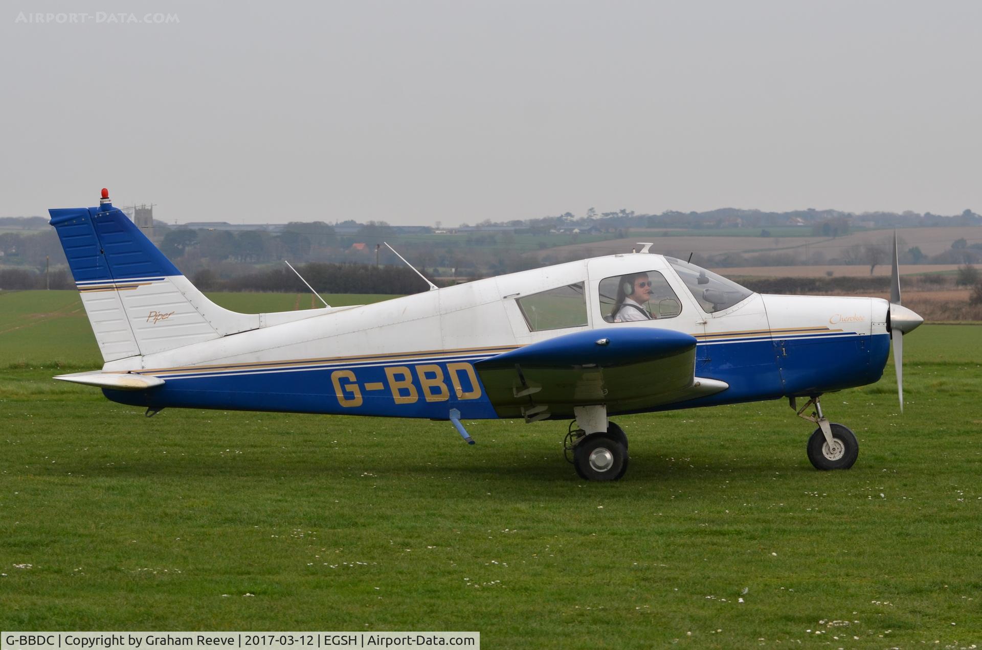 G-BBDC, 1973 Piper PA-28-140 Cherokee C/N 28-7325437, Just landed at Northrepps.