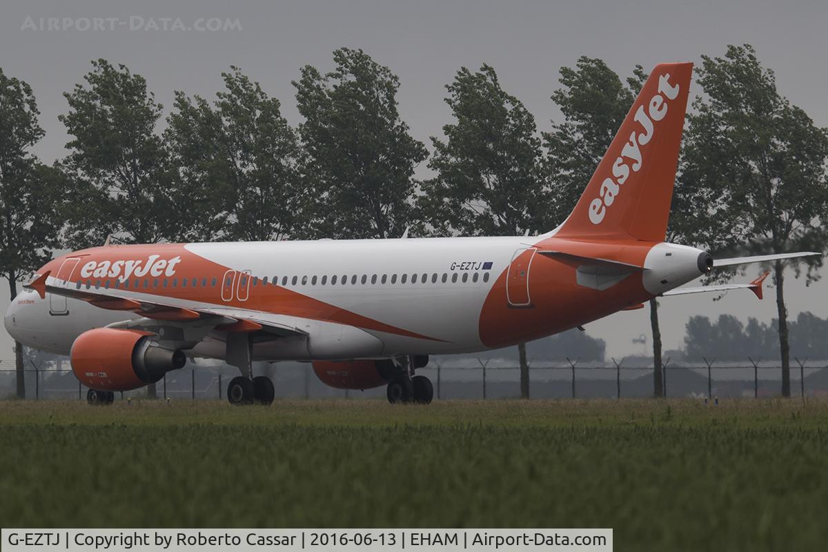 G-EZTJ, 2009 Airbus A320-214 C/N 3979, Schiphol