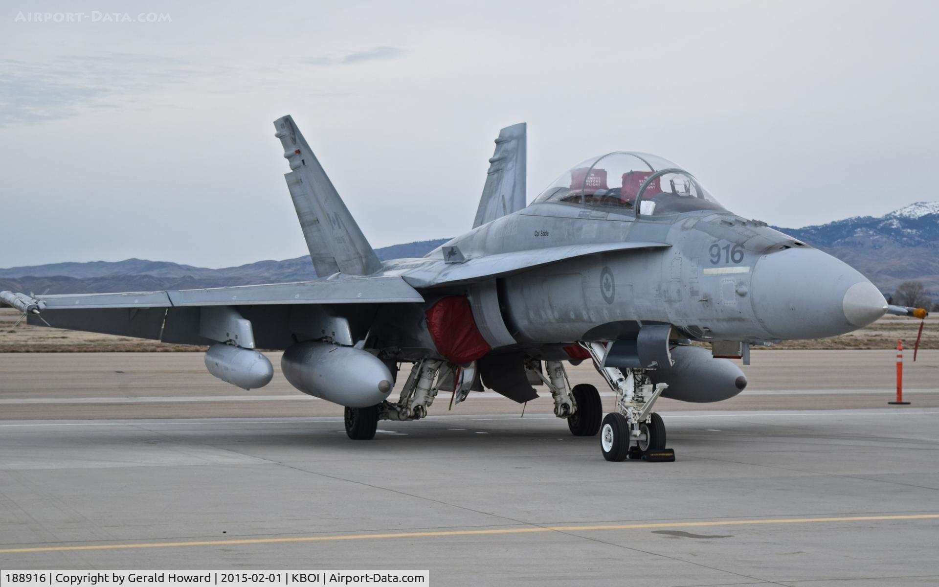 188916, 1985 McDonnell Douglas CF-188B Hornet C/N 221/B045, Parked on south GA ramp.  410 SQ., Cold Lake, Alberta, Canada.