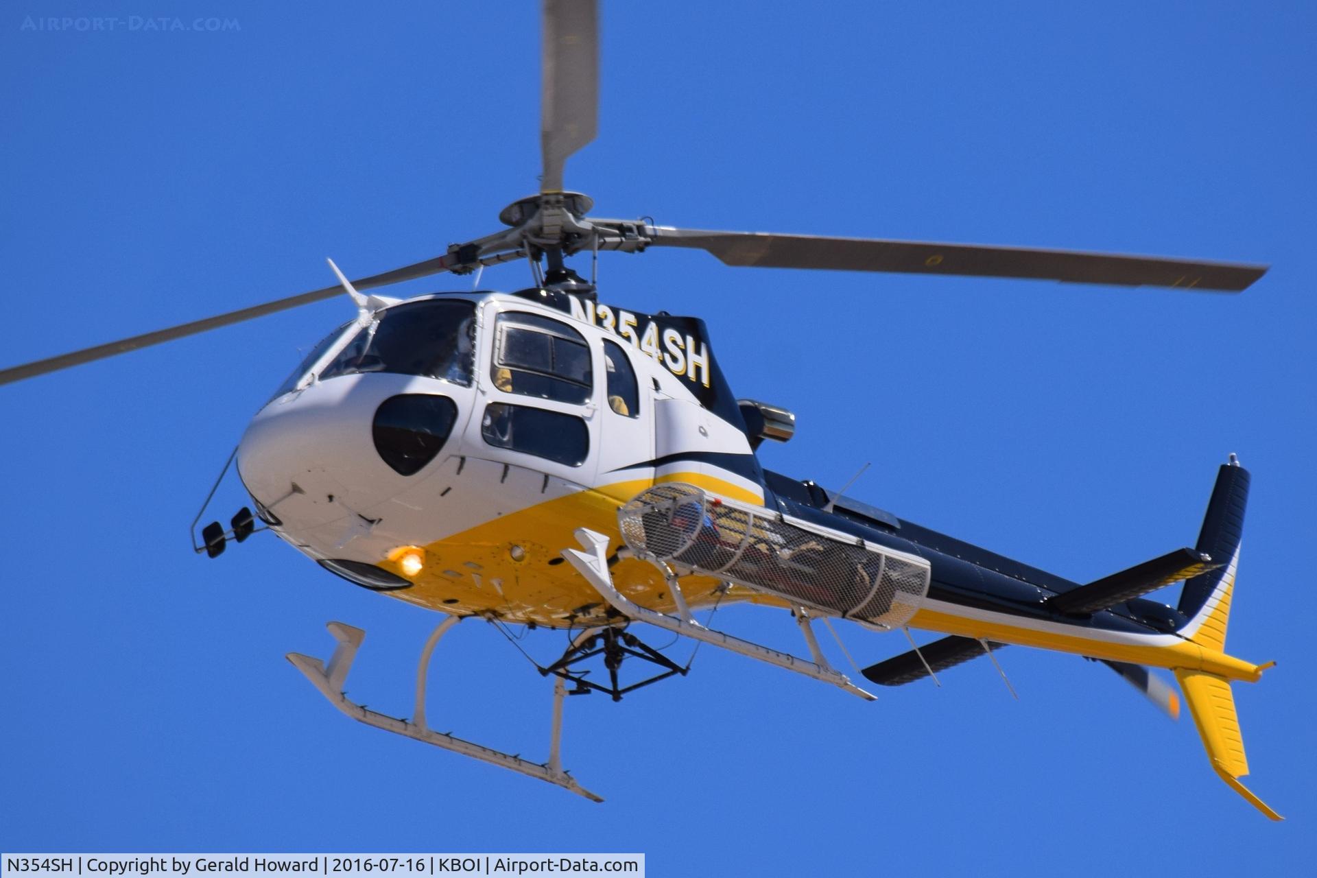 N354SH, 1998 Aerospatiale AS-350B-3 Ecureuil C/N 3131, Take off from Forest Service helipad.