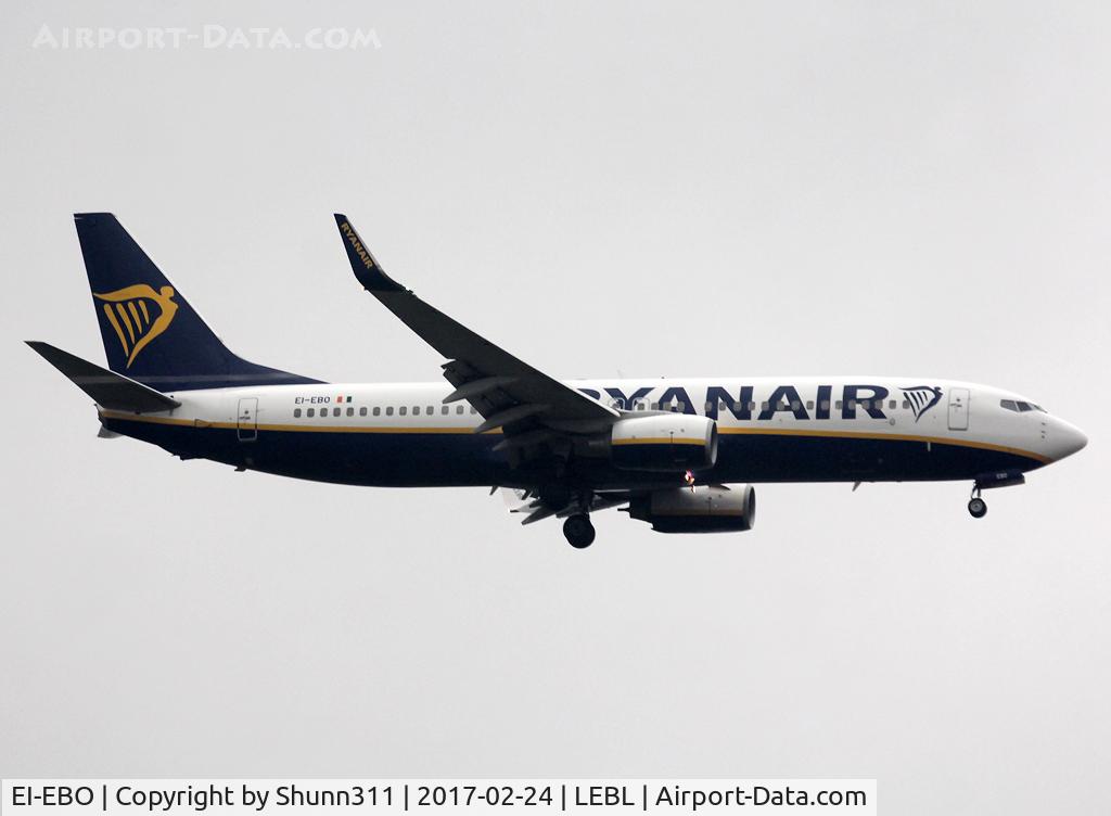 EI-EBO, 2009 Boeing 737-8AS C/N 35004, Landing rwy 07L