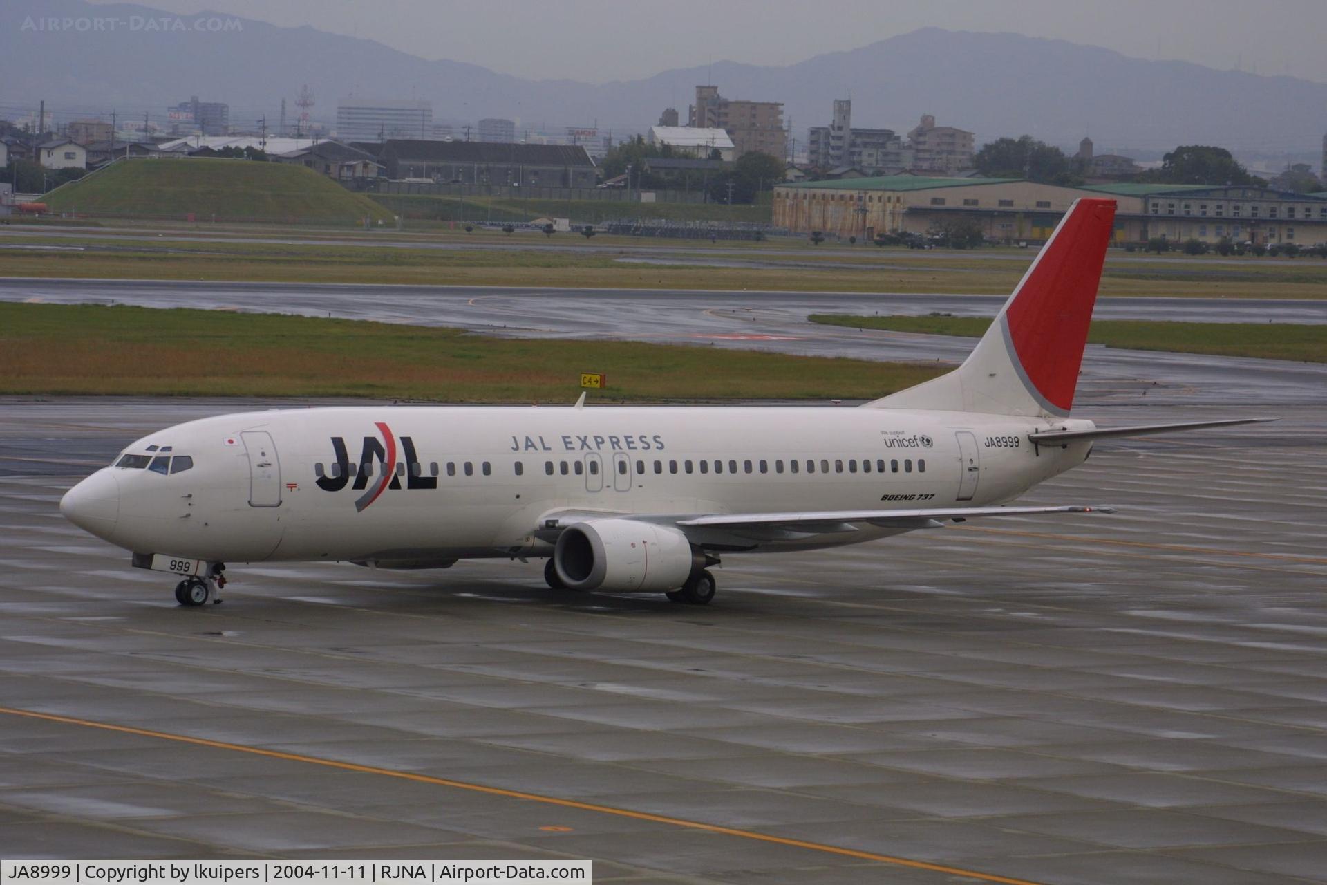 JA8999, 1999 Boeing 737-446 C/N 29864, This JAL Express 737 visited Nagoya Komaki