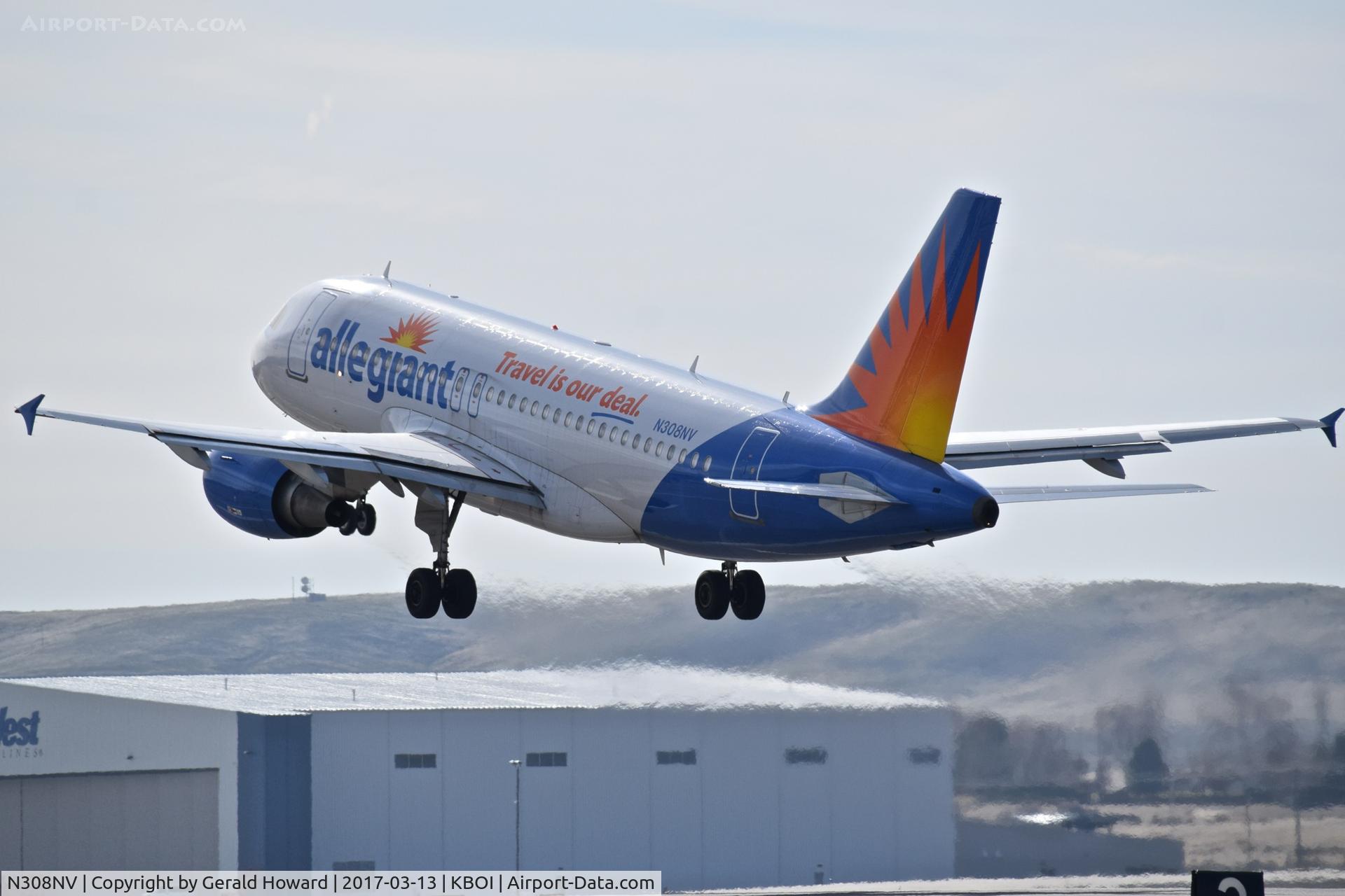 N308NV, 2005 Airbus A319-111 C/N 2450, Departure from BOI.