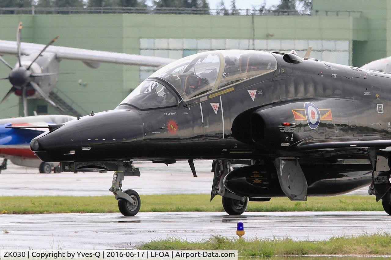 ZK030, 2010 British Aerospace Hawk T2 C/N RT021/1259, Royal Air Force British Aerospace Hawk T.2, Taxiing to parking area, Avord Air Base 702 (LFOA) Open day 2016