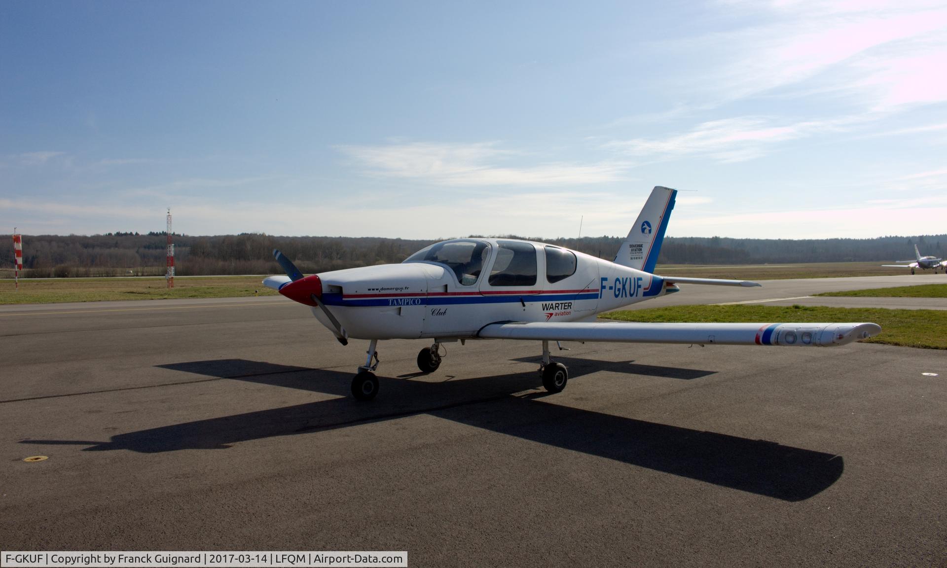 F-GKUF, 1990 Socata TB-9 Tampico C/N 1147, Aeroclub Besancon - La Veze