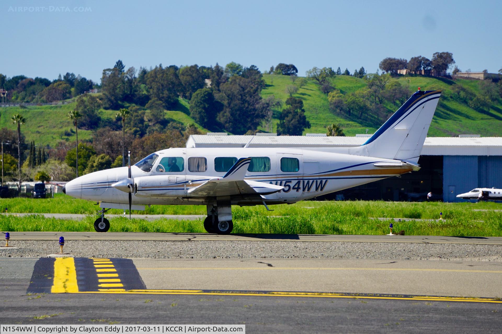 N154WW, Piper PA-31-350 Chieftain C/N 31-7952230, Buchanan Field 2017