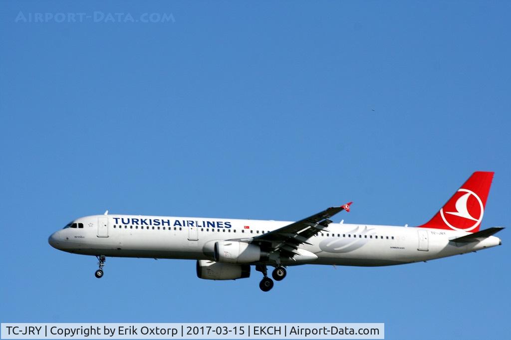 TC-JRY, 2012 Airbus A321-231 C/N 5083, TC-JRY landing rw 30
