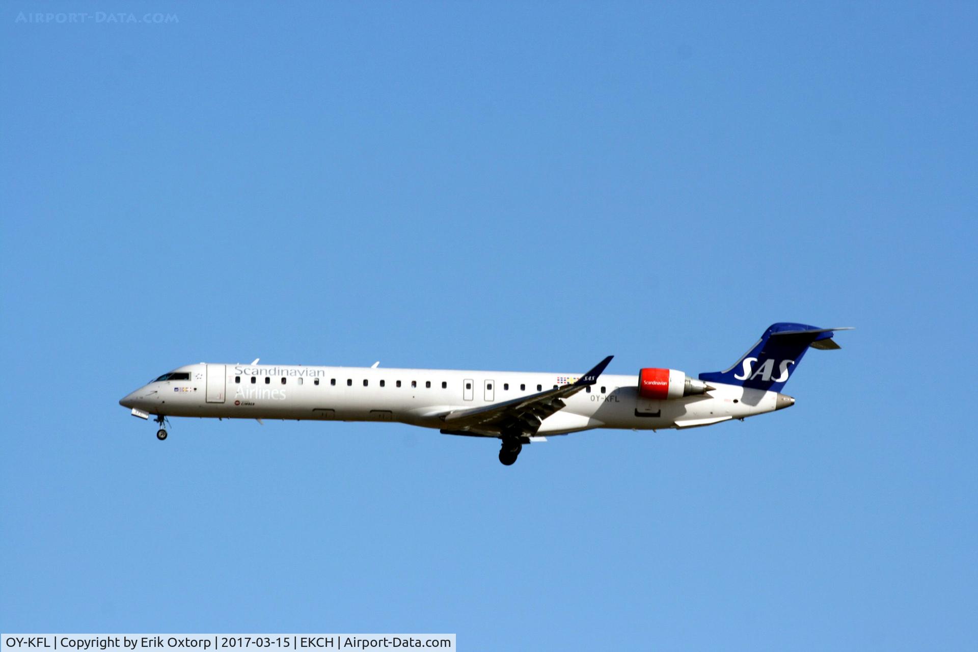 OY-KFL, 2009 Bombardier CRJ-900 NG (CL-600-2D24) C/N 15246, OY-KFL landing rw 30