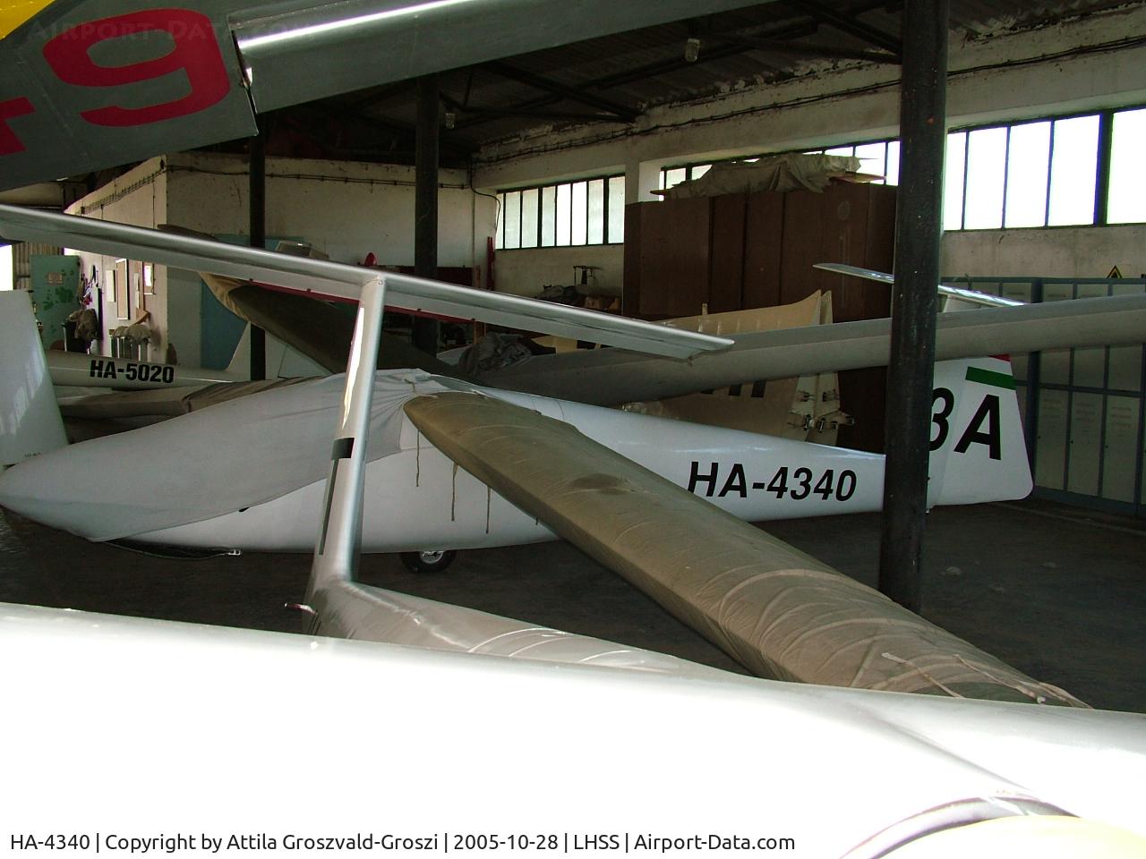 HA-4340, 1975 PZL-Bielsko SZD-30 Pirat C/N S-05.40, Szolnok-Szandaszölös Airfield, Hungary