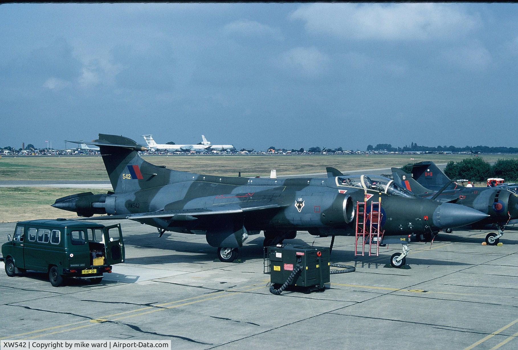 XW542, 1971 Hawker Siddeley Buccaneer S.2B C/N B3-03-71, Greenham Common RIAT 1983