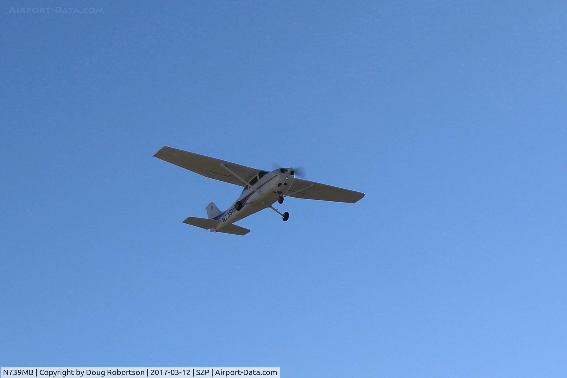 N739MB, 1978 Cessna 172N C/N 17270641, 1978 Cessna 172N SKYHAWK, Lycoming IO-320-H2AD 160 Hp, takeoff climb Rwy 22