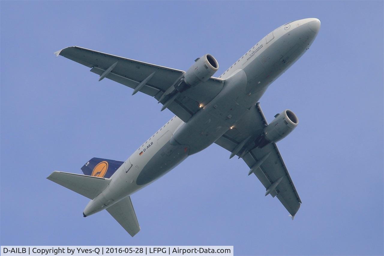 D-AILB, 1996 Airbus A319-114 C/N 610, Airbus A319-114, Take off rwy 06R, Roissy Charles De Gaulle airport (LFPG-CDG)