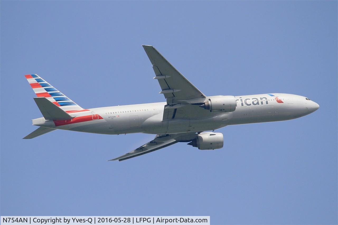 N754AN, 2001 Boeing 777-223 C/N 30262, Boeing 777-223, Take off rwy 06R, Roissy Charles De Gaulle airport (LFPG-CDG)