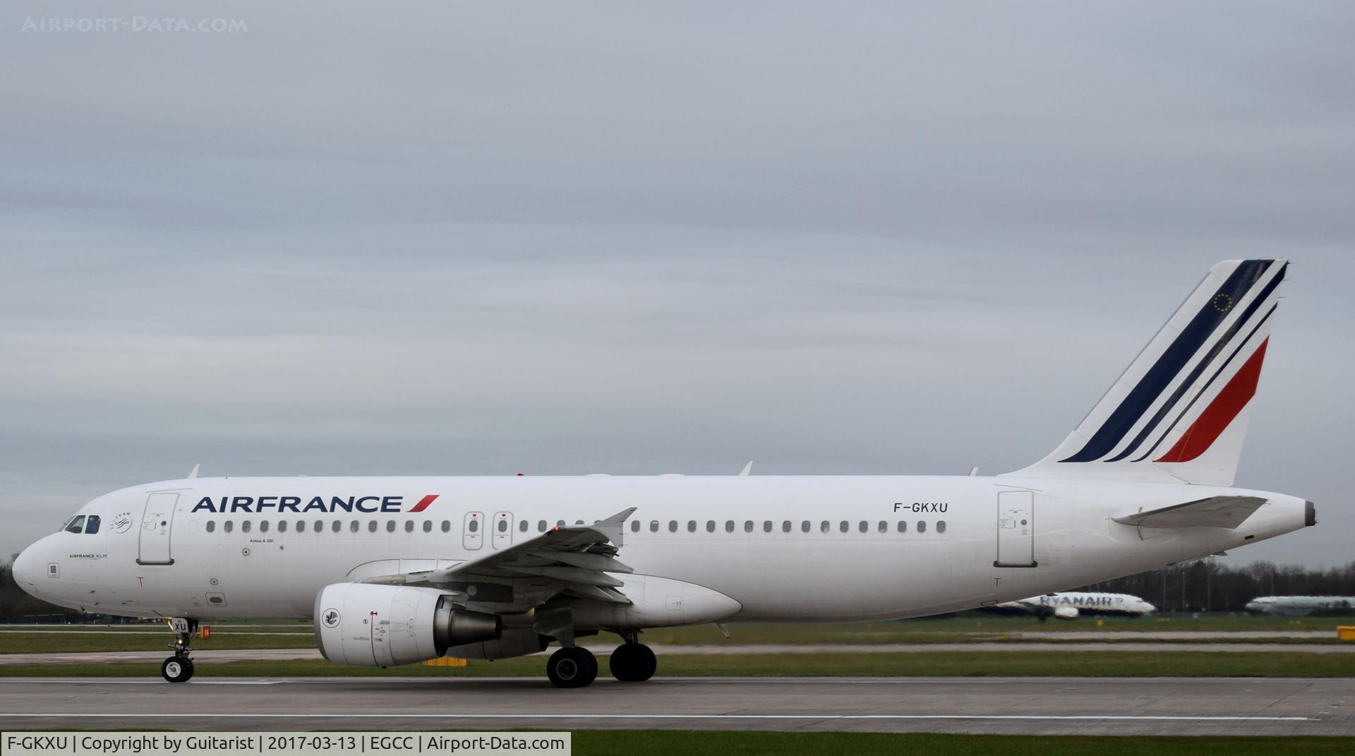 F-GKXU, 2009 Airbus A320-214 C/N 4063, At Manchester