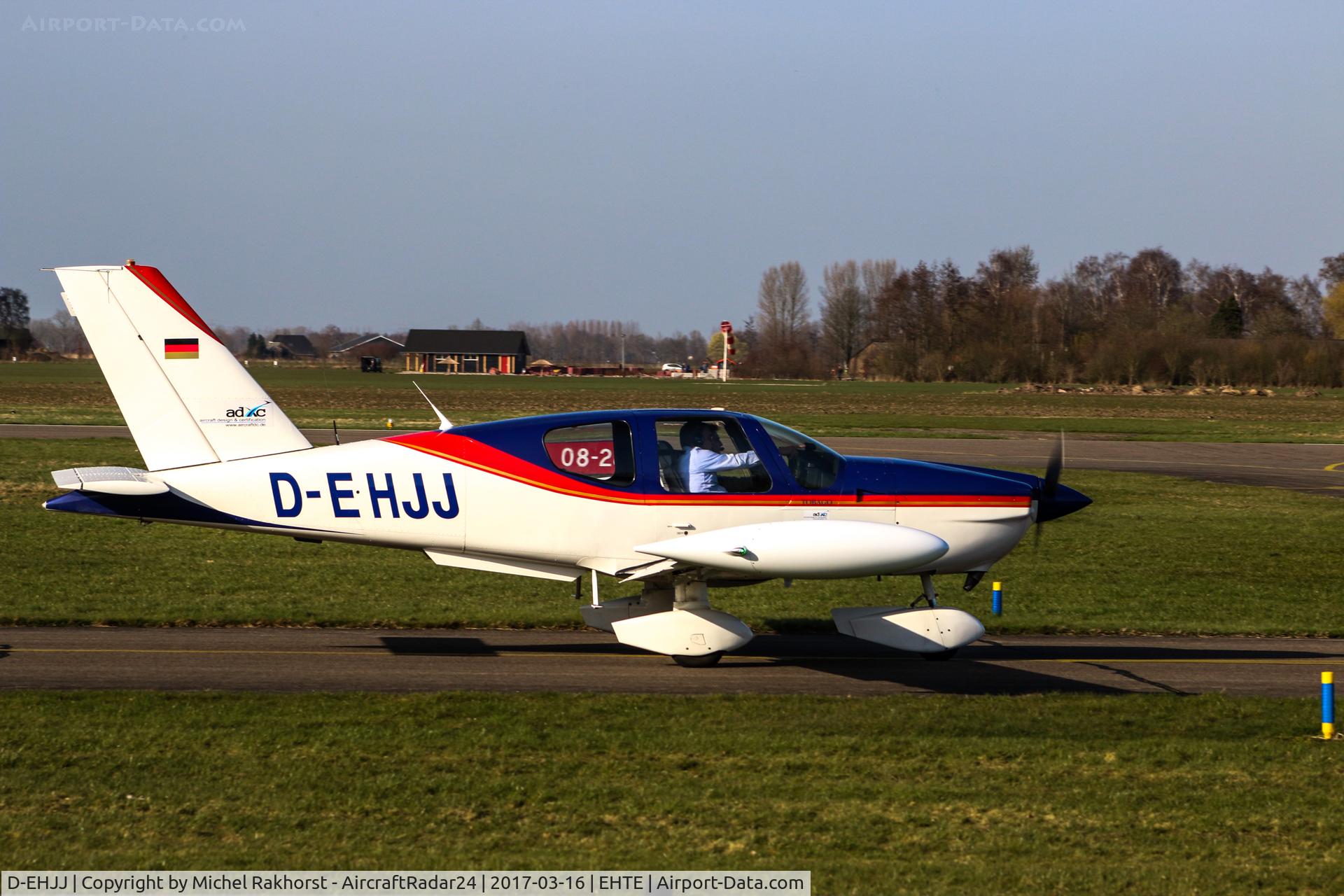 D-EHJJ, Socata TB-10 Tobago C/N 768, D-EHJJ taxing to Fuel platform @ EHTE - Teuge Airport