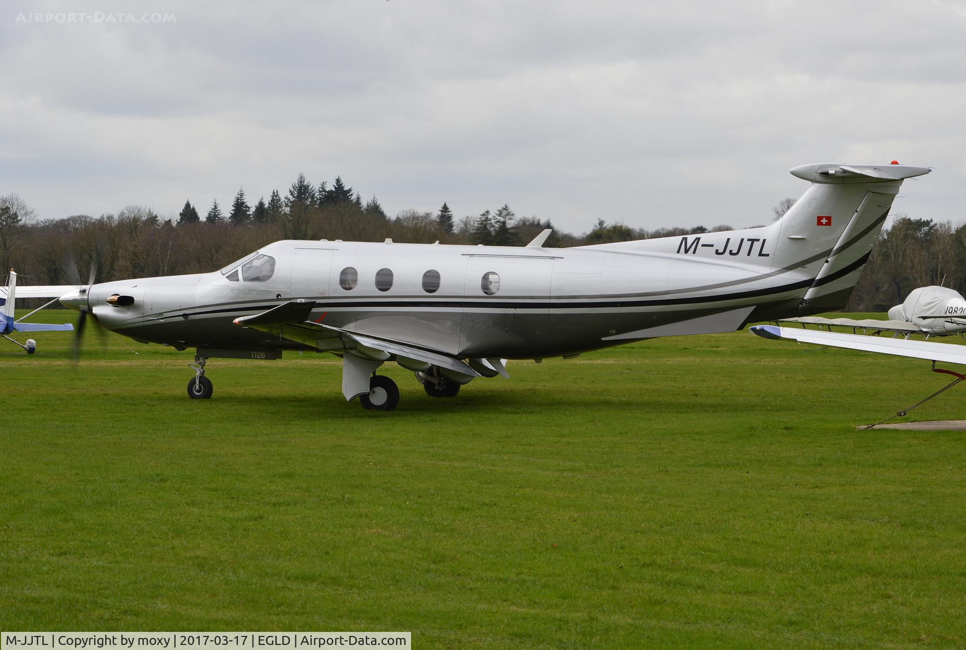 M-JJTL, 2009 Pilatus PC-12/47E C/N 1126, Pilatus PC-12/47E at Denham.