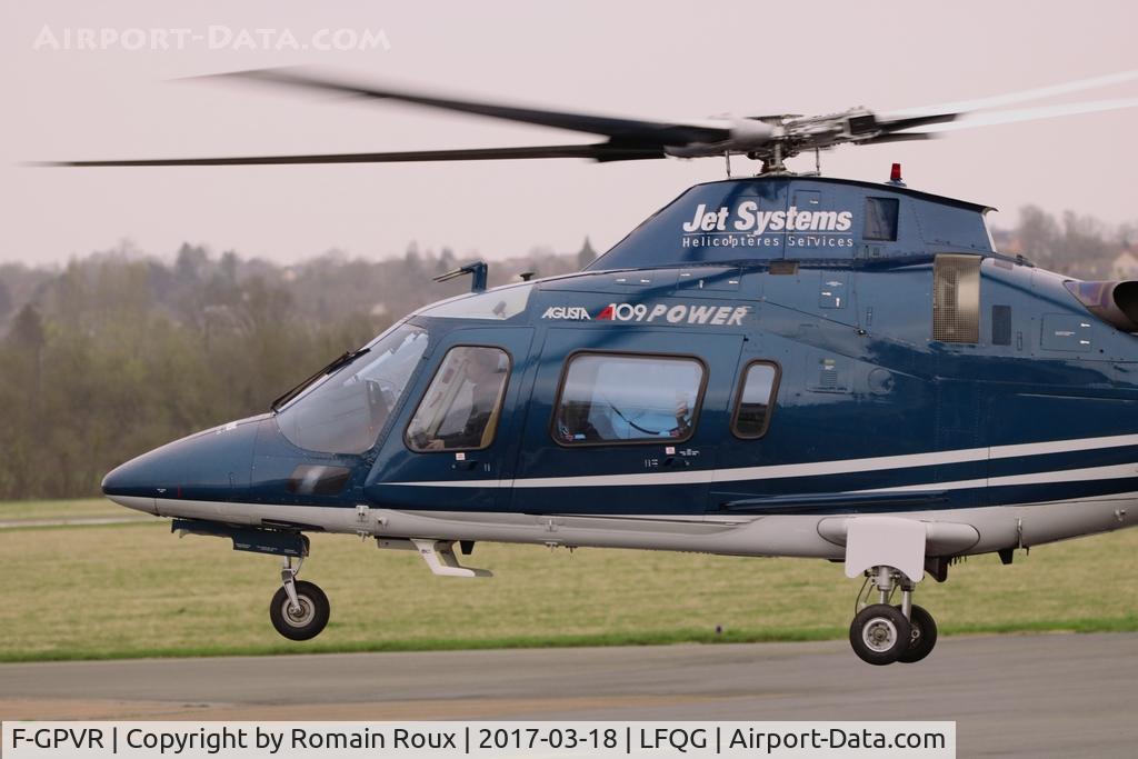 F-GPVR, 2000 Agusta A109E C/N 11071, Take off