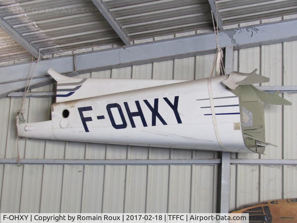 F-OHXY, Cessna 172S Skyhawk SP C/N 172S9310, Parked