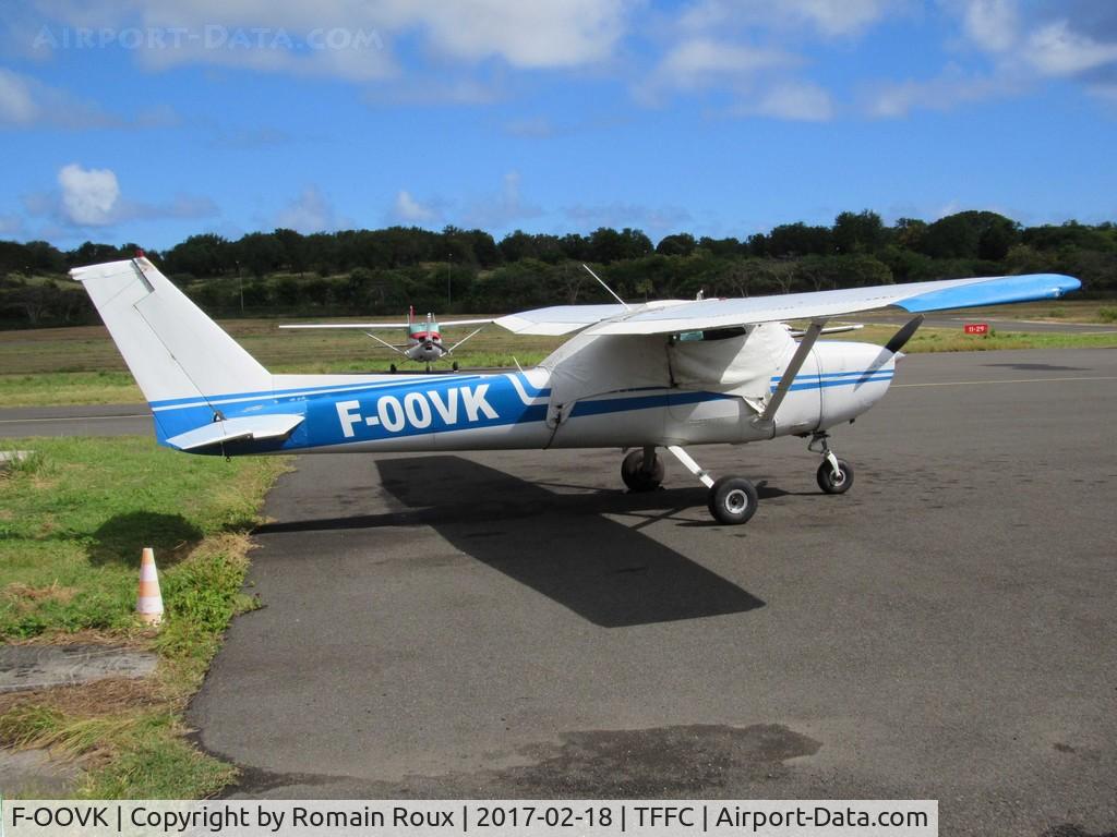 F-OOVK, 1977 Cessna 150M C/N 150-77310, Parked