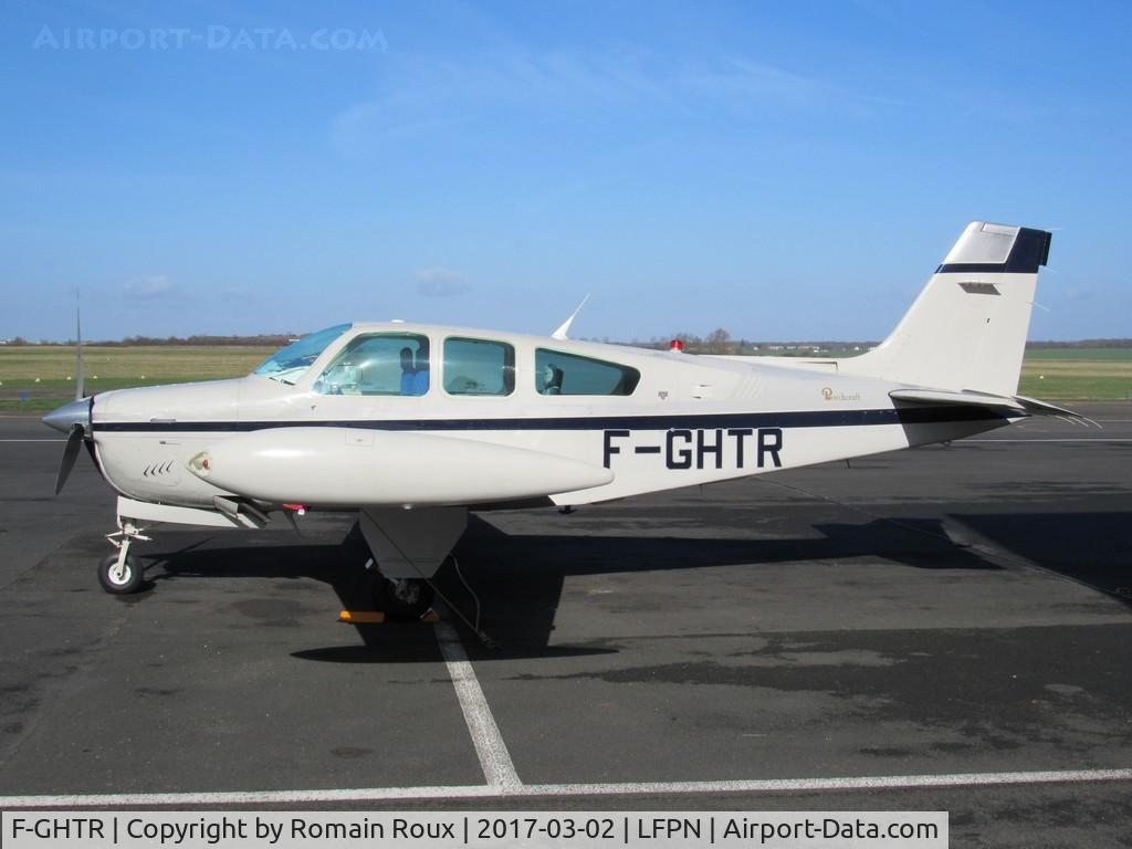F-GHTR, 1985 Beech F33A Bonanza C/N CE-1054, Parked