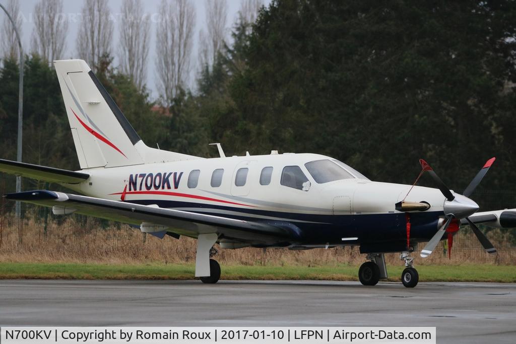 N700KV, 2004 Socata TBM-700 C/N 296, Parked