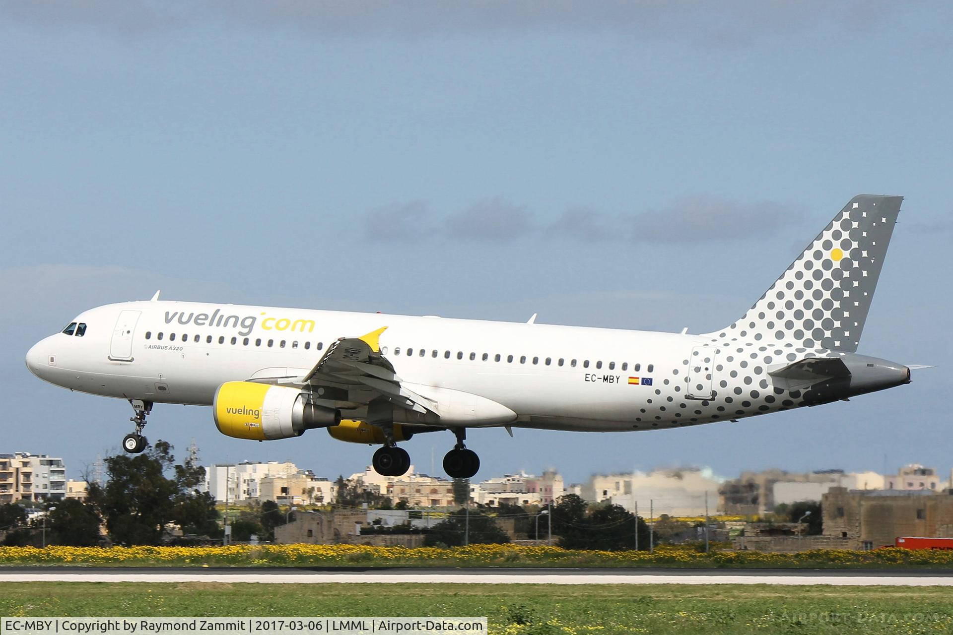 EC-MBY, 2011 Airbus A320-214 C/N 4674, A320 EC-MBY Vueling