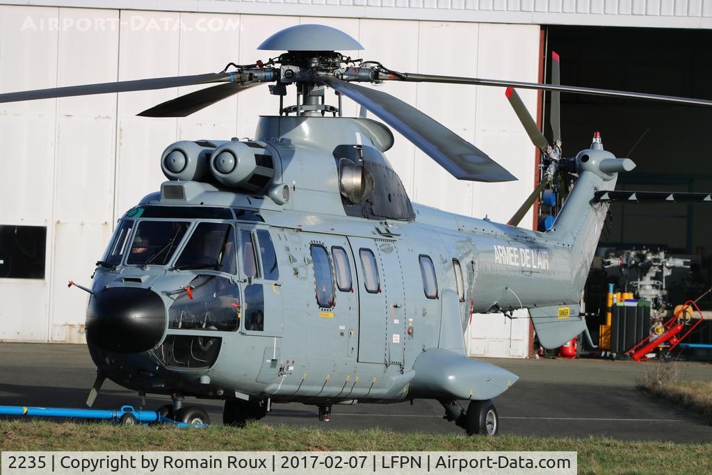 2235, Aérospatiale AS-332L-1 Super Puma Super Puma C/N 2235, Parked