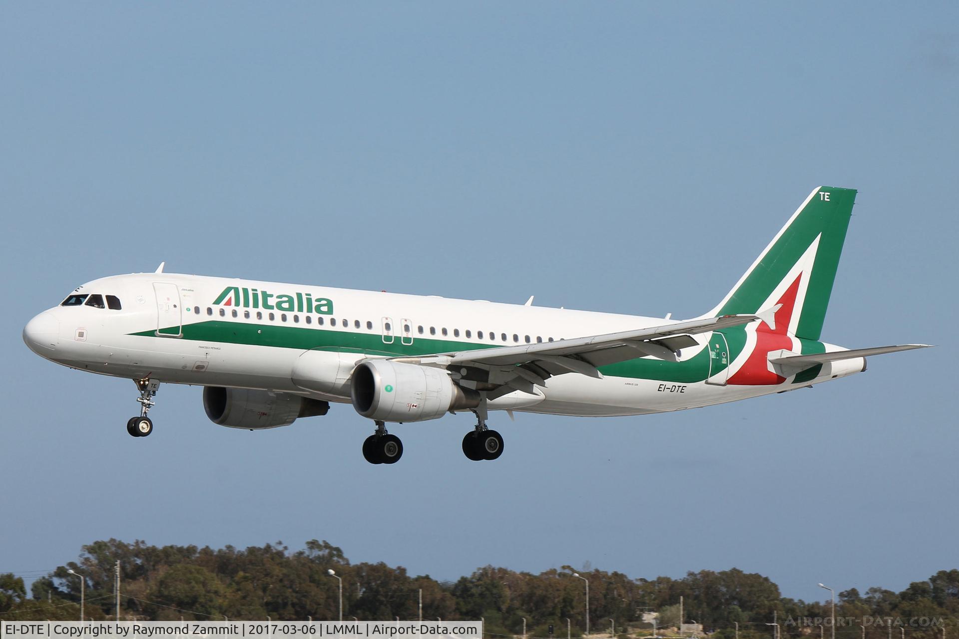 EI-DTE, 2009 Airbus A320-216 C/N 3885, A320 EI-DTE Alitalia