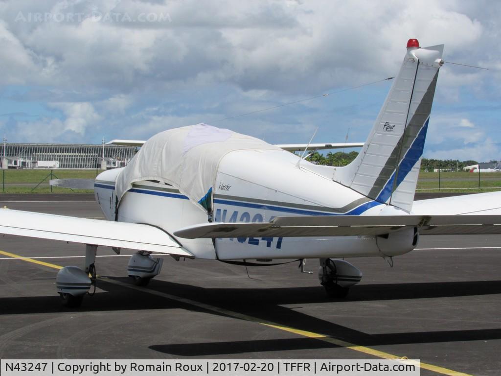 N43247, 1974 Piper PA-28-151 Cherokee Warrior C/N 28-7415456, Parked