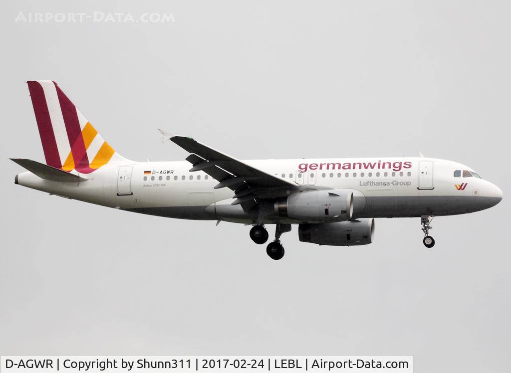 D-AGWR, 2010 Airbus A319-132 C/N 4285, Landing rwy 25R