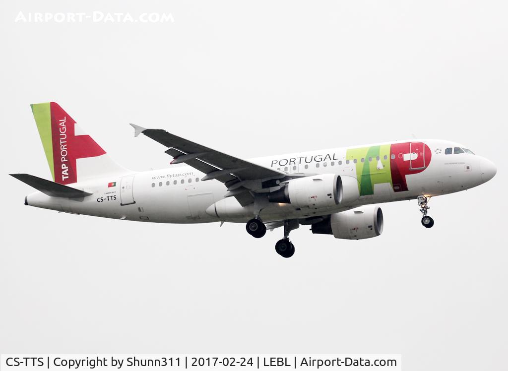 CS-TTS, 2002 Airbus A319-112 C/N 1765, Landing rwy 25R