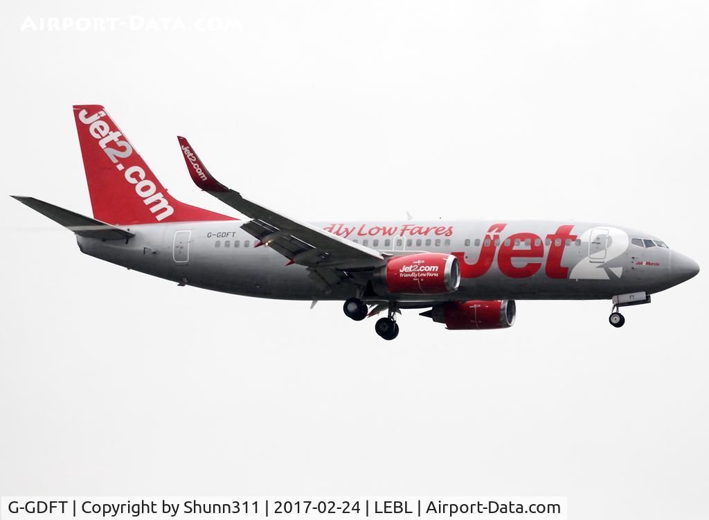 G-GDFT, 1998 Boeing 737-36Q C/N 29141, Landing rwy 25R