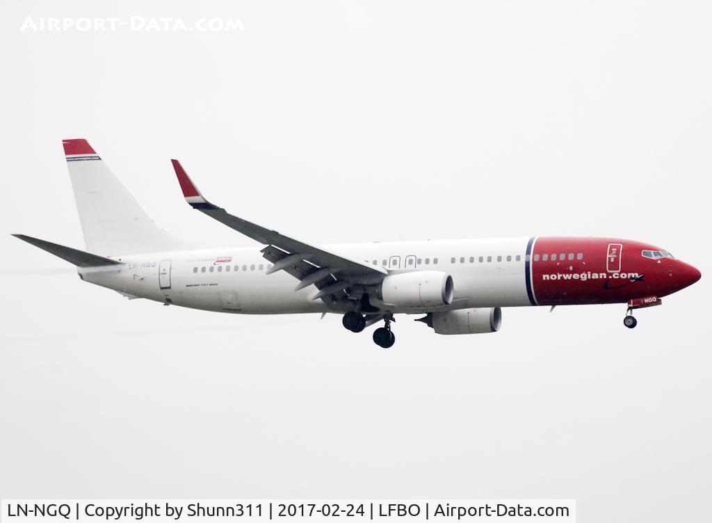 LN-NGQ, 2013 Boeing 737-8JP C/N 39027, Landing rwy 25R