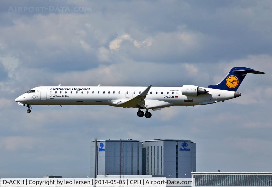 D-ACKH, 2006 Bombardier CRJ-900LR (CL-600-2D24) C/N 15085, Copenhagen 5.5.2014