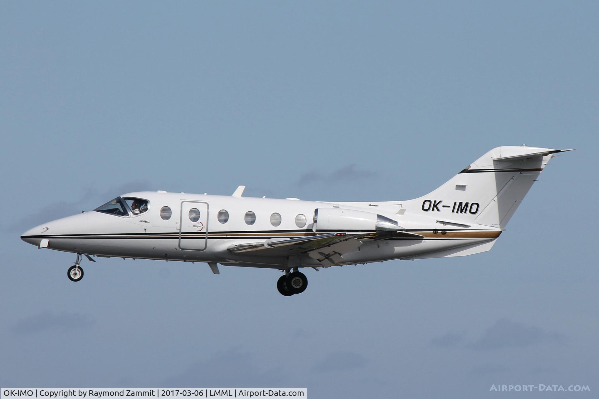 OK-IMO, 2001 Raytheon Beechjet 400A C/N RK-313, Raytheon Hawker 400XP OK-IMO