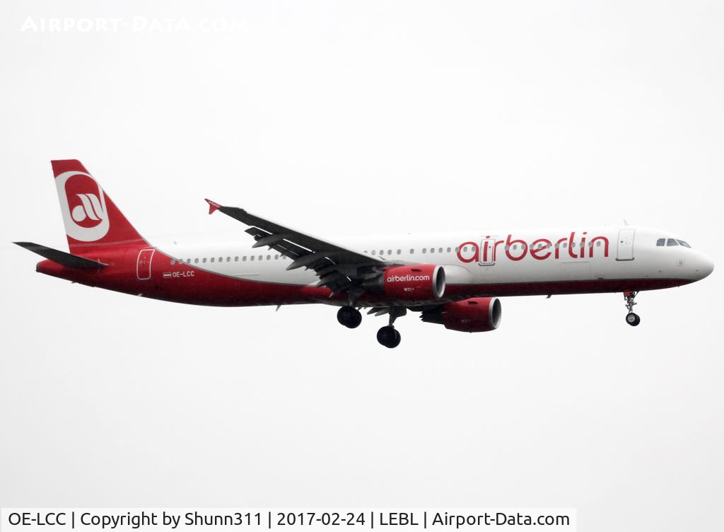 OE-LCC, 2010 Airbus A321-211 C/N 4334, Landing rwy 25R