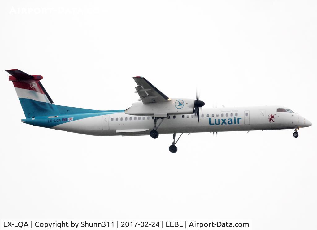 LX-LQA, 2014 De Havilland Canada DHC-8-402 Dash 8 C/N 4468, Landing rwy 25R