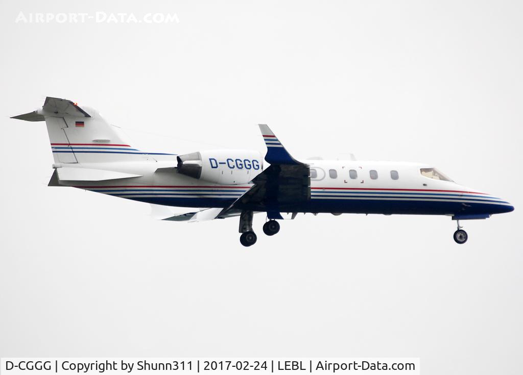 D-CGGG, 2001 Learjet 31A C/N 31A-227, Landing rwy 25R