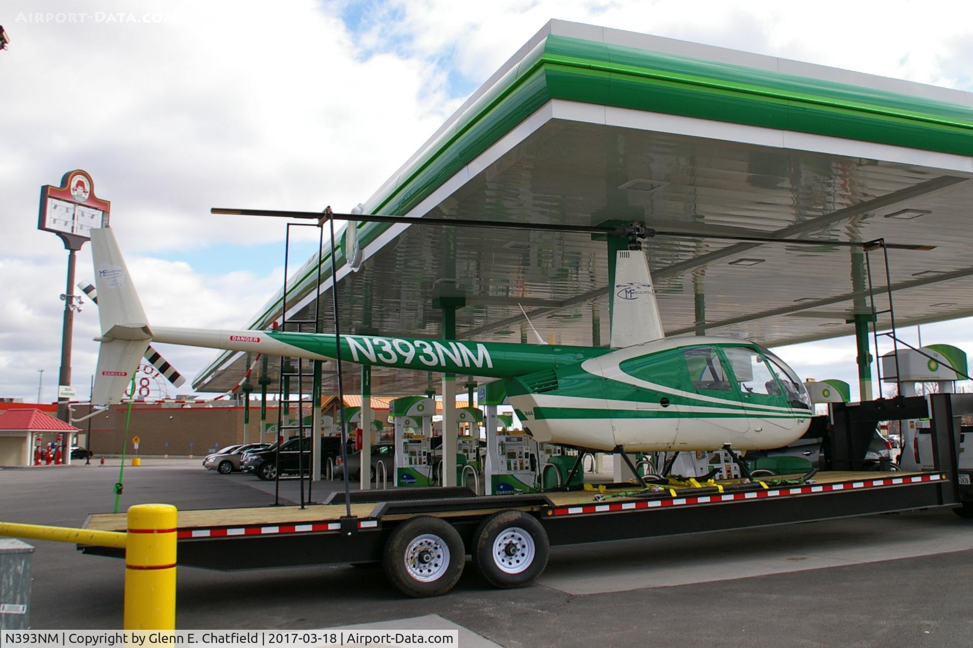N393NM, Robinson R44 C/N 0706, At the Iowa 80 Truck Stop, Walcott, IA