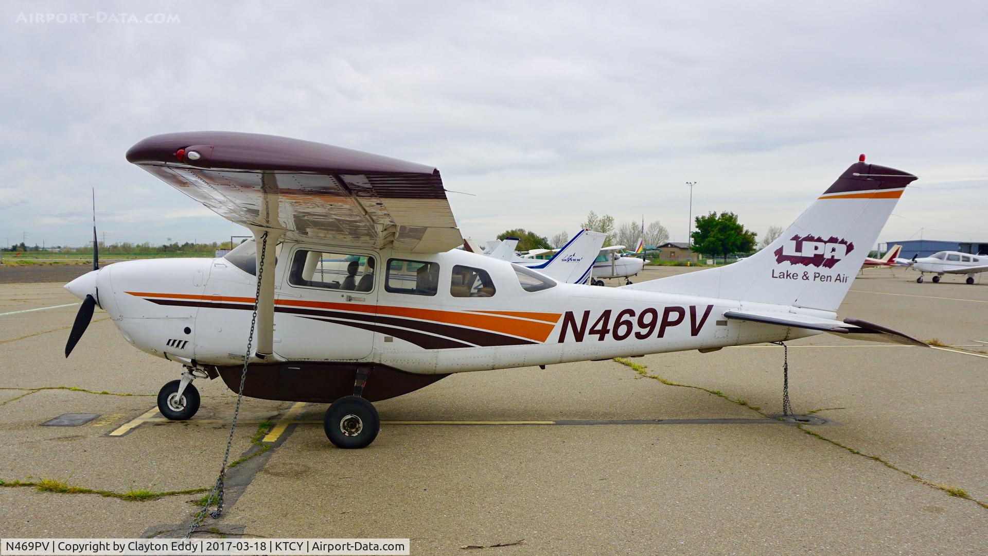 N469PV, 1999 Cessna T206H TC Turbo Stationair C/N T20608075, Tracy Airport California 2017