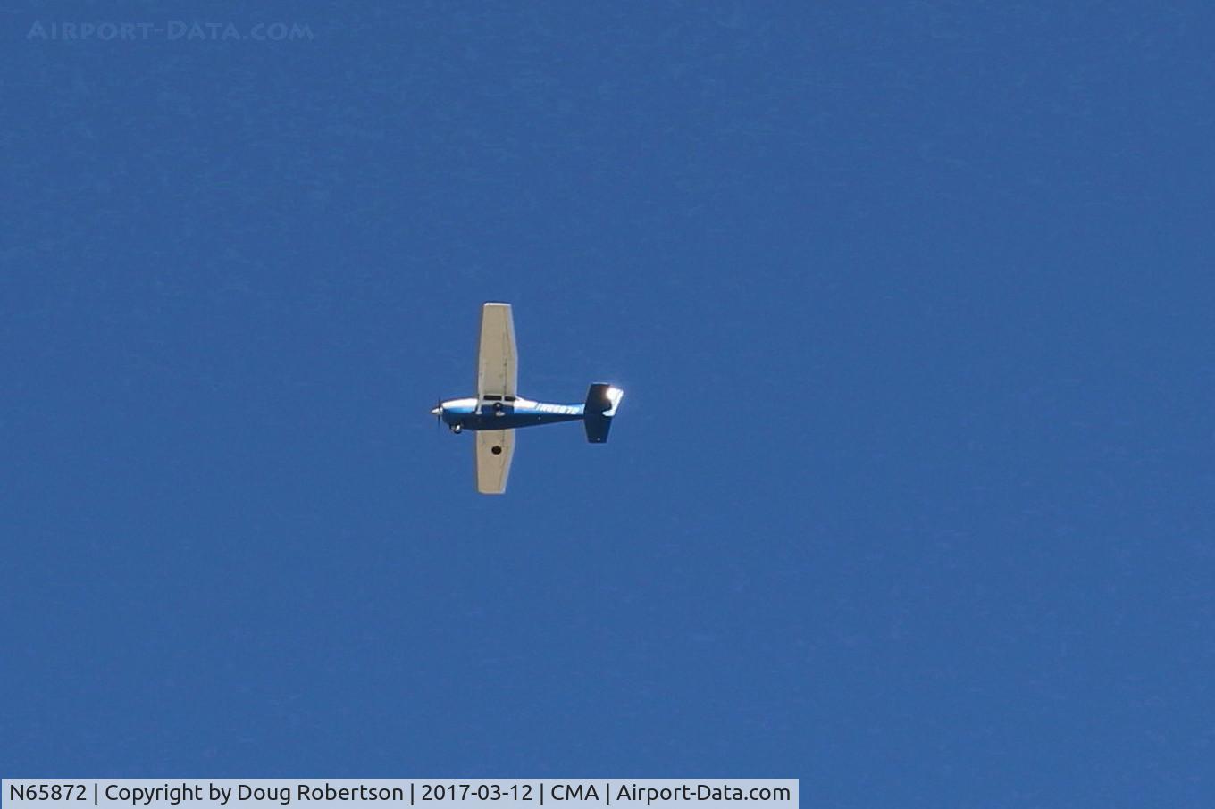 N65872, 1983 Cessna 172P C/N 17275909, 1983 Cessna 172P SKYHAWK, Lycoming O-320-D2J 160 Hp, on final for displaced Rwy 26