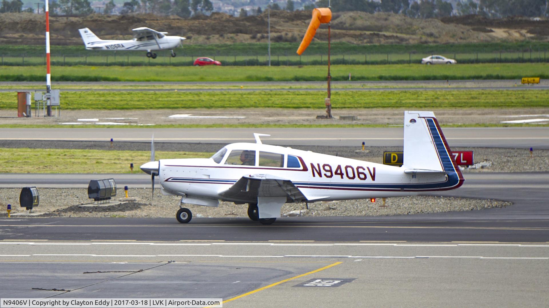 N9406V, 1969 Mooney M20C Ranger C/N 700034, Livermore Airport California 2017.