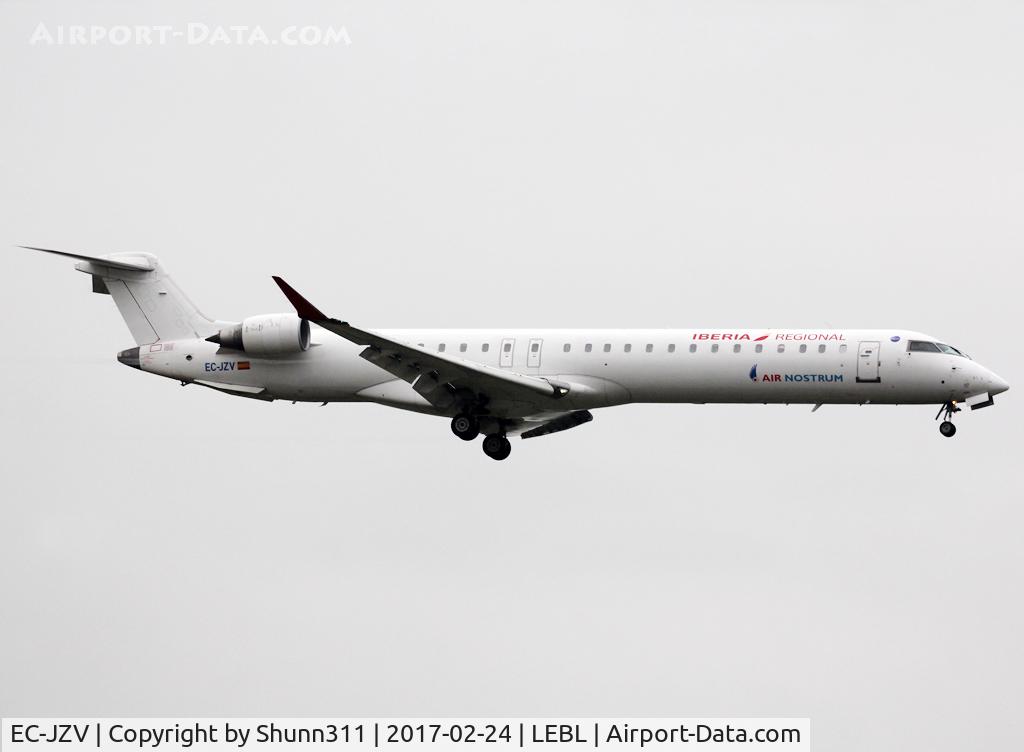 EC-JZV, 2007 Bombardier CRJ-900 (CL-600-2D24) C/N 15117, Landing rwy 25R