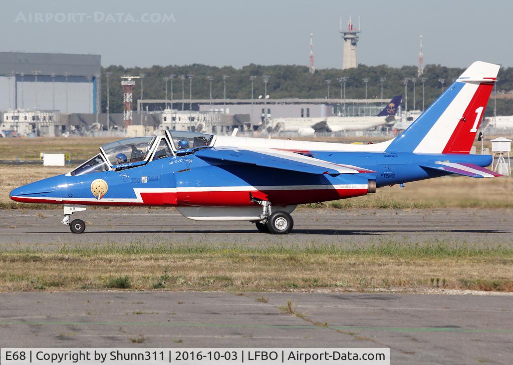 E68, Dassault-Dornier Alpha jet E C/N E68, Taxiing for departure... Coded as '1'