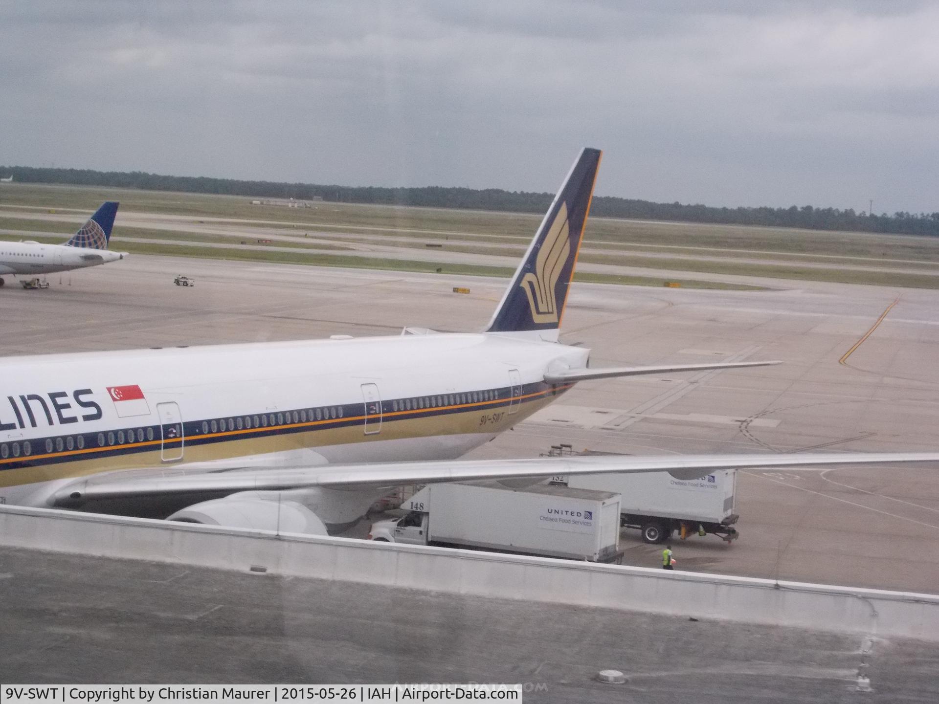 9V-SWT, 2009 Boeing 777-312/ER C/N 34585, Singapore 777-300ER