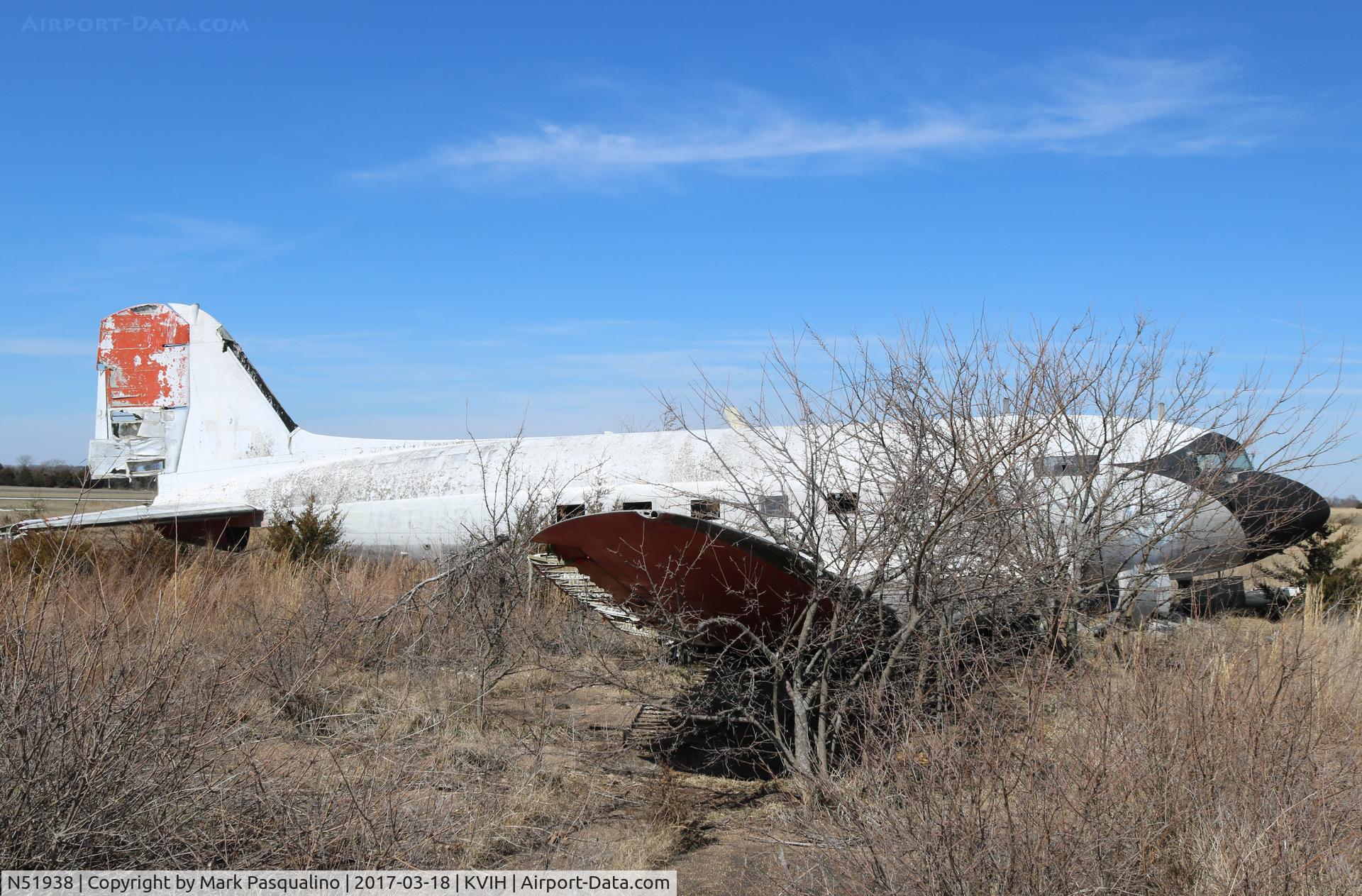 N51938, Douglas DC3C 1830-94 C/N 25956, Douglas DC3C