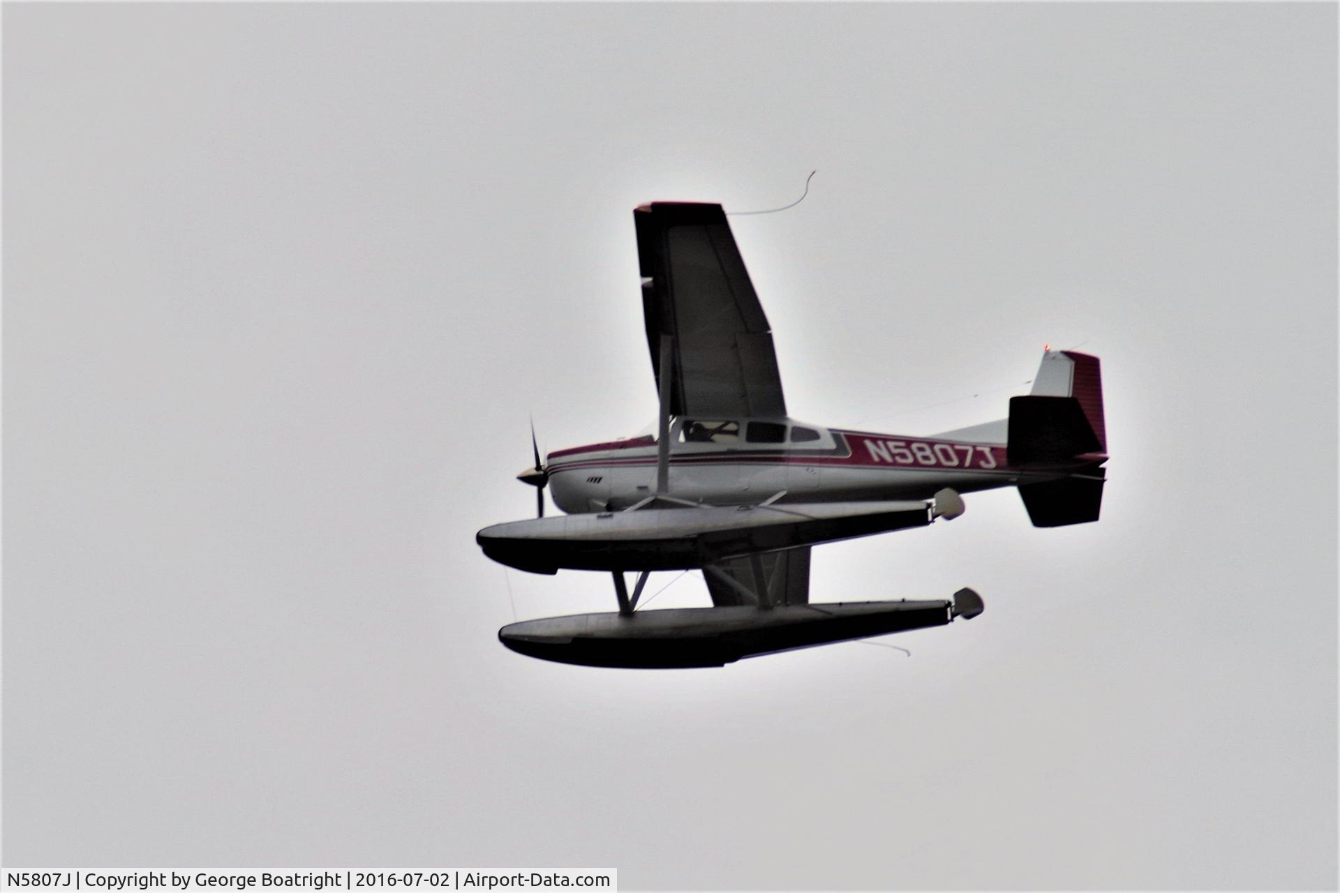 N5807J, 1970 Cessna A185E Skywagon 185 C/N 18501776, I don't recall where I shot this; however, it was shot with a Pentax K1 f7.1  1-640, ISO 100 probably my Tamron 70 - 300.  It was likely taken from my yard as it was on approach near Wasilla.