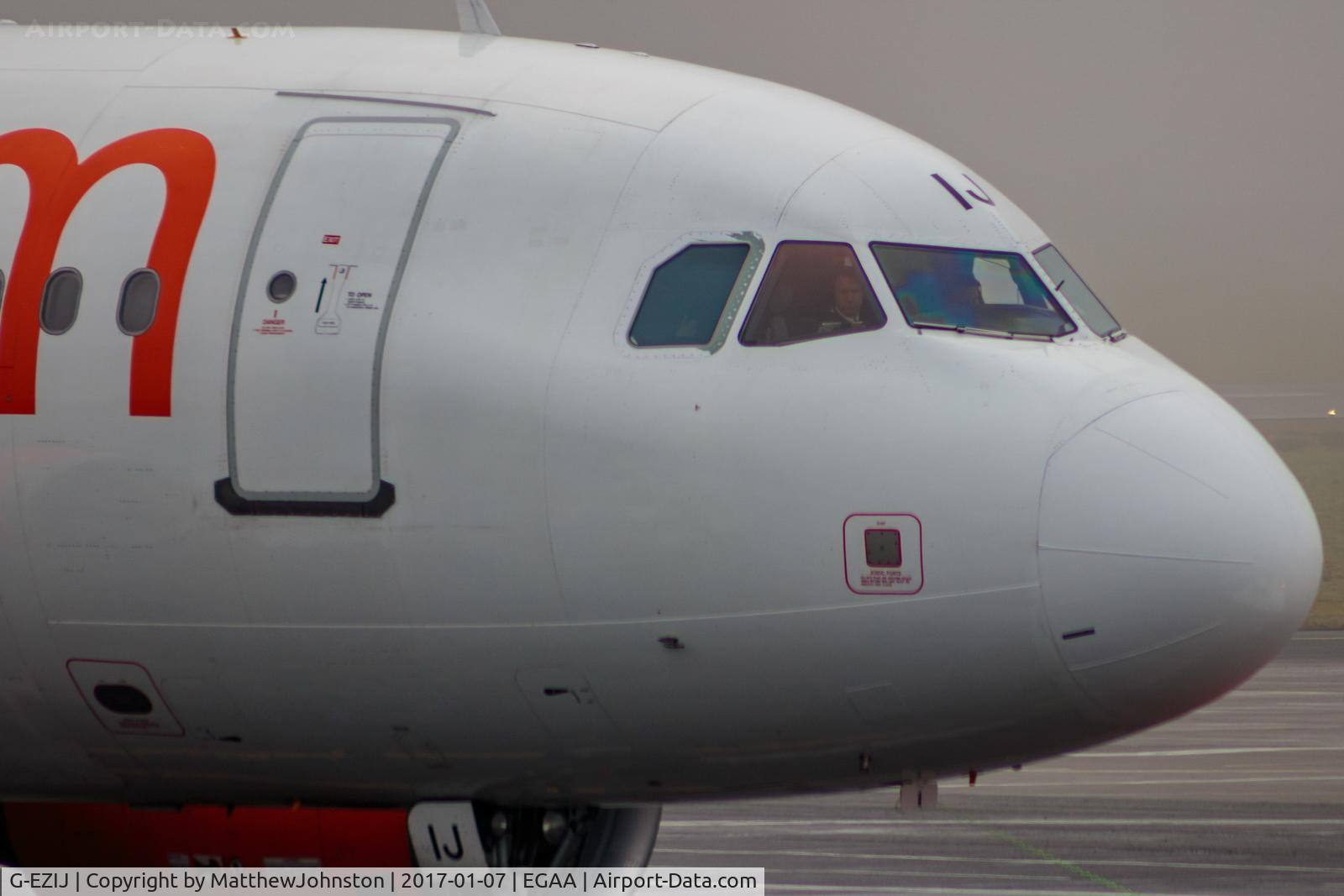 G-EZIJ, 2005 Airbus A319-111 C/N 2477, G-EZIJ at EGAA BFS