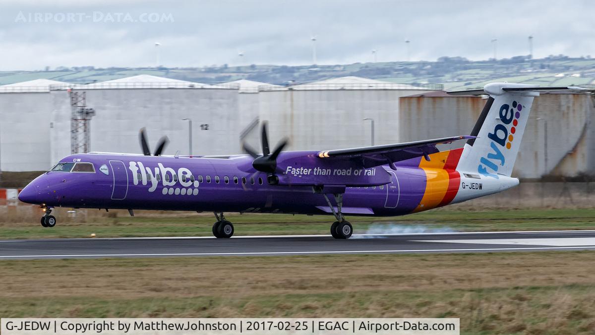 G-JEDW, 2004 De Havilland Canada DHC-8-402Q Dash 8 C/N 4093, Landing